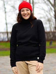 Wølmark Finland DAIFA– 100% Alpaca Wool Unisex Polo Sweater, L / Black