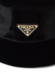 Prada triangle-logo velvet bucket hat - Zwart