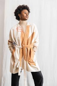 Jyoti Fair Works Damen vegan Strickjacke Kala Blockprint-Braun