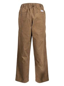 CHOCOOLATE Ribfluwelen straight jeans met logo applicatie - Bruin
