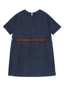 guccikids Gucci Kids Mini-spijkerjurk met web detail - Blauw