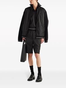 Prada Piqué bermuda shorts met logo - Zwart