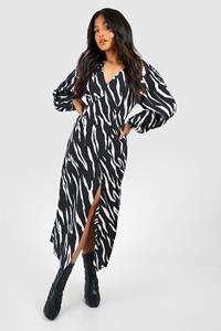 Boohoo Petite Dierenprint Midaxi Jurk Met Shirtmouwen, Black