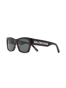 balenciagaeyewear Balenciaga Eyewear Zonnebril met vierkant montuur - Bruin