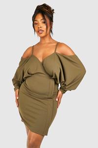 Boohoo Plus Wikkeljurk Met Uitgesneden Schouders, Khaki