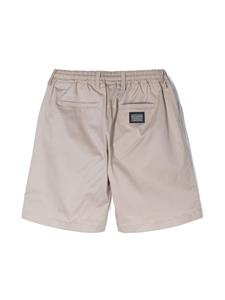 dolce&gabbanakids Dolce & Gabbana Kids Chino shorts met logoplakkaat - Bruin