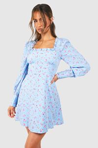 Boohoo Melkmeisjes Mini Jurk Met Bloemenpatroon En Korset Detail, Blue