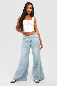 Boohoo Low Rise Wide Leg Jeans Met Gerafelde Zoom, Light Blue