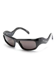 balenciagaeyewear Balenciaga Eyewear Hamptons zonnebril met rechthoekig montuur - Zwart