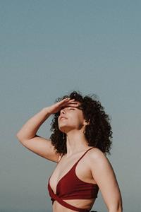 Anekdot Damen vegan Lin Bikini Top Merlot