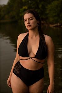 Anekdot Damen vegan Vielseitiges Bikini-Oberteil Schwarz