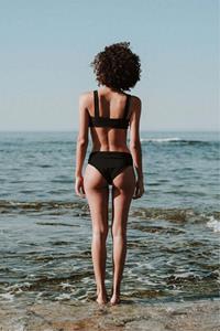 Anekdot Damen vegan Core Bikiniunterteil Schwarz