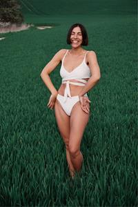 Anekdot Damen vegan Bikinihose Jacquard Skyline Slim Creme