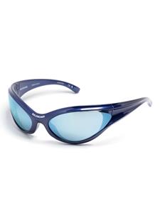 balenciagaeyewear Balenciaga Eyewear Dynamo zonnebril met cat-eye montuur - Blauw