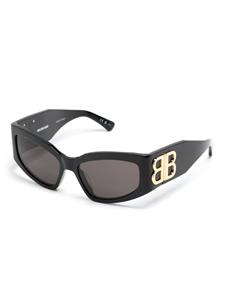 balenciagaeyewear Balenciaga Eyewear Bossy zonnebril met cat-eye montuur - Zwart