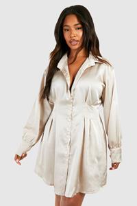Boohoo Plus Baggy Satijnen Blouse Jurk Met Geplooide Taille, Champagne