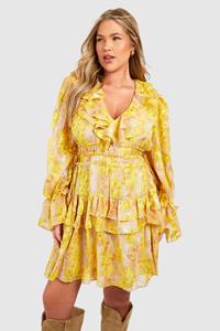 Boohoo Plus Chiffon Bloemenprint Skater Jurk Met Ruches En Laagjes, Yellow