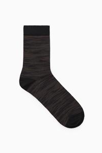 COS Socken Mit Zebra-Jacquardmotiv
