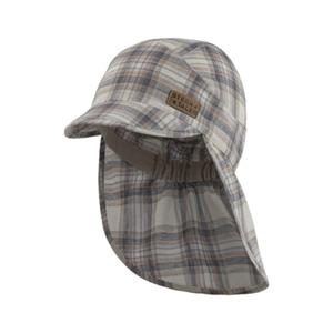 Sterntaler Helmuts met nekbeschermer geruit beige