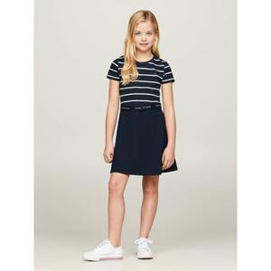Tommy Hilfiger Jerseyjurk ESSENTIAL SKATER DRESS met merklabel op de tailleband