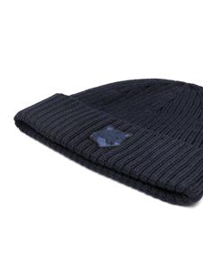 maisonkitsuné Maison Kitsuné Geribbelde muts - Blauw
