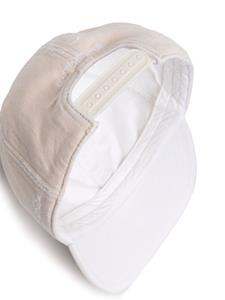 Courrèges Gerafelde pet met geborduurd logo - Beige