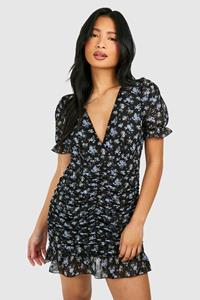 Boohoo Petite Geplooide Bloemenprint Mini Jurk, Black
