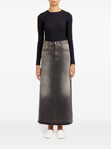 MM6 Maison Margiela logo-patch denim skirt - Zwart