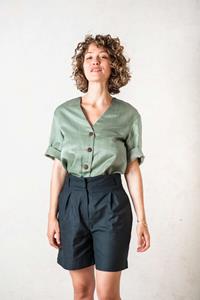 Jyoti Fair Works Damen vegan Shorts Smitam Tannengrün Grün
