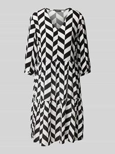 Montego Knielange jurk van viscose in laagjeslook