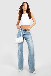 Boohoo Tall Onbewerkte Jeans Met Rechte Pijpen En Gerafelde Zoom, Washed Blue