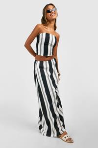Boohoo Mono Gestreepte Bandeau Top En Maxi Rok Met Split, Mono