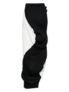 isseymiyake Issey Miyake Asymmetrische geribbelde midi-rok - Blauw