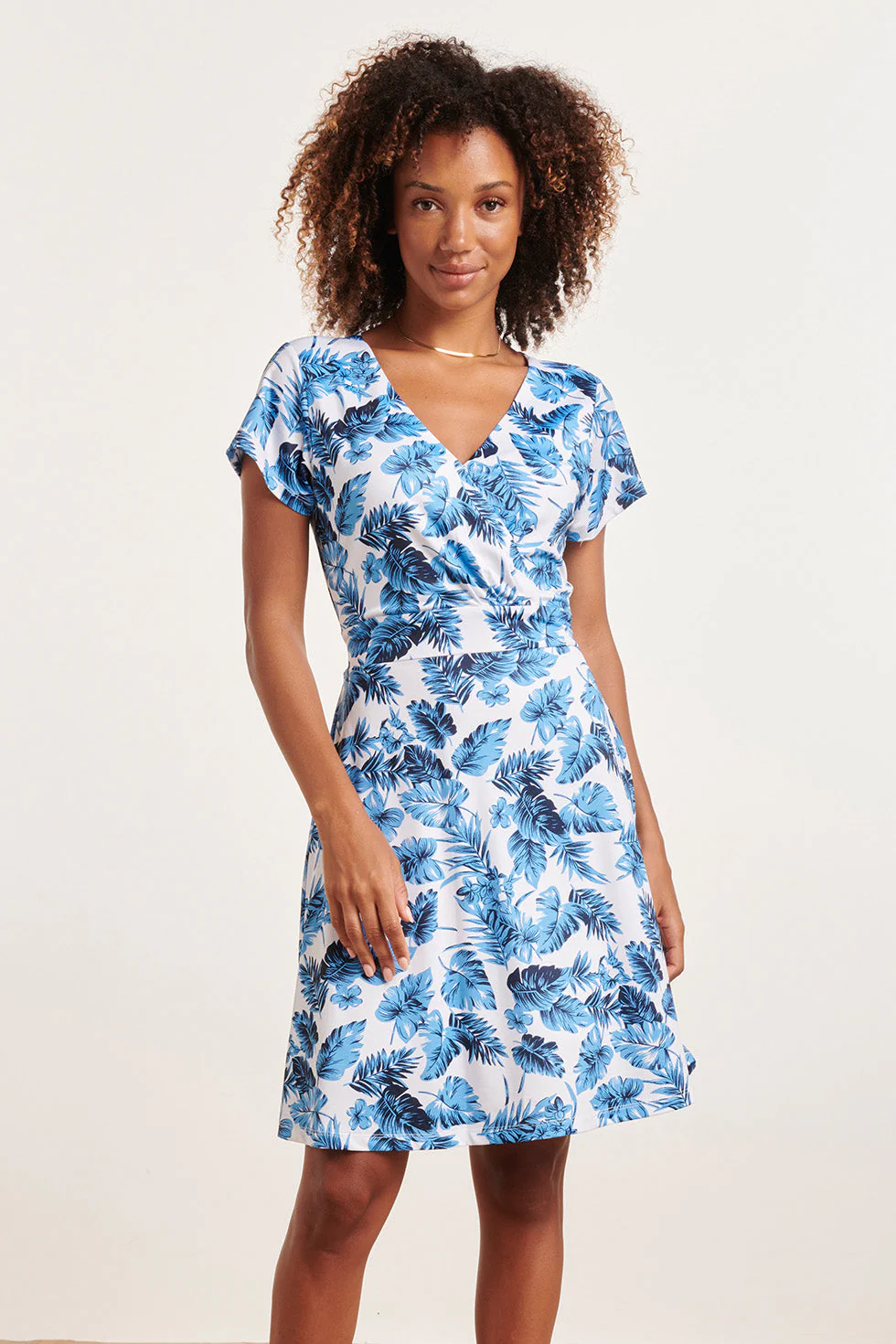 Smashed Lemon 24310 stretch zomerjurkje verfrissend bladerenpatroon