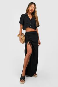 Boohoo Korte Platgeslagen Boxy Blouse En Geplooide Maxi Rok, Black