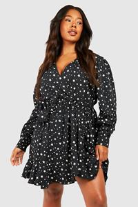 Boohoo Plus Sterrenprint Wikkel Skater Jurk Met Ruches, Black