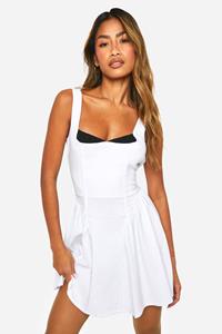 Boohoo Bengaline Melkmeisjes Mini Jurk, White