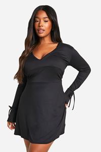 Boohoo Plus Super Zachte Flared Skater Jurk Met Mouwstrikjes, Black