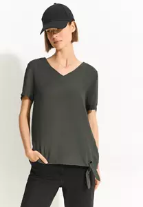 cecil Blouse met knoopdetail