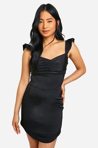Boohoo Petite Satijnen Top Met Kanten Zoom En Franjes, Black