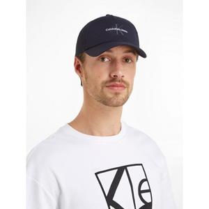 Calvin Klein Truckerpet MONO LOGO EMBRO TRUCKER HAT