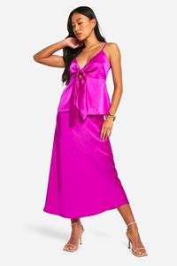 Boohoo Opgeknoopt Satijnen Hemdje En Bias Midi Rok, Magenta