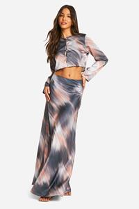 Boohoo Satijnen Biasmouwen Met Wazige Tie Dye Maxi Rok, Grey