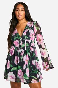 Boohoo Plus Geweven Chiffon Bloemen Melkmeisjes Skater Jurk, Black