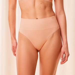 Triumph Soft Sculpt Bandeau g-string, beige