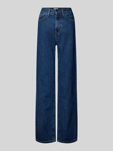 Carhartt Work In Progress Loose fit jeans in 5-pocketmodel, model 'NOXEN'