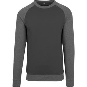 Build Your Brand Heren Raglan top met ronde hals L houtskool/zwart