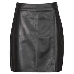 Rok Oakwood AMELLE