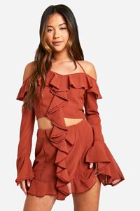 Boohoo Chiffon Crop Top Met Ruches En Uitgesneden Hals, Rust