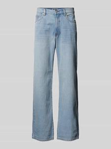 Review Essentials baggy jeans